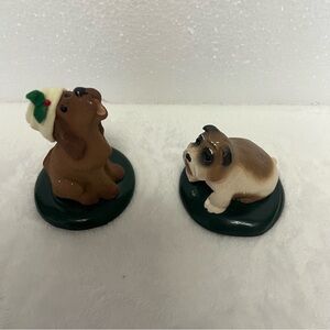 Byers’ Choice Carolers Dog Figurines with FLAWS please read.